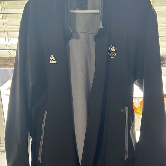 Adidas team Canada jacket. - Picture 4 of 4